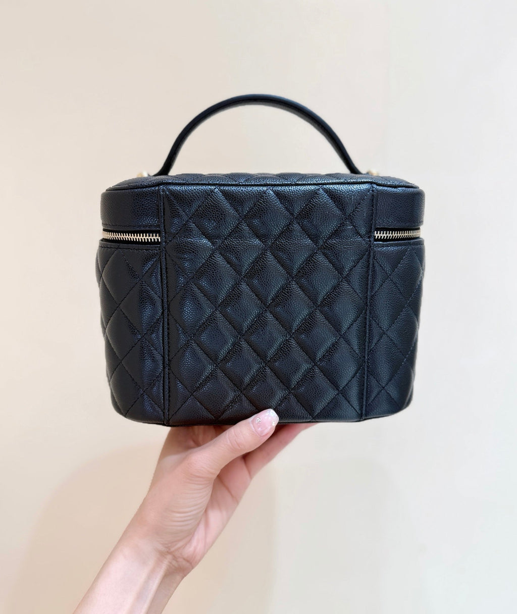 CHANEL 25S VANITY TOP HANDLE CASE 21 IN BLACK CALFSKIN